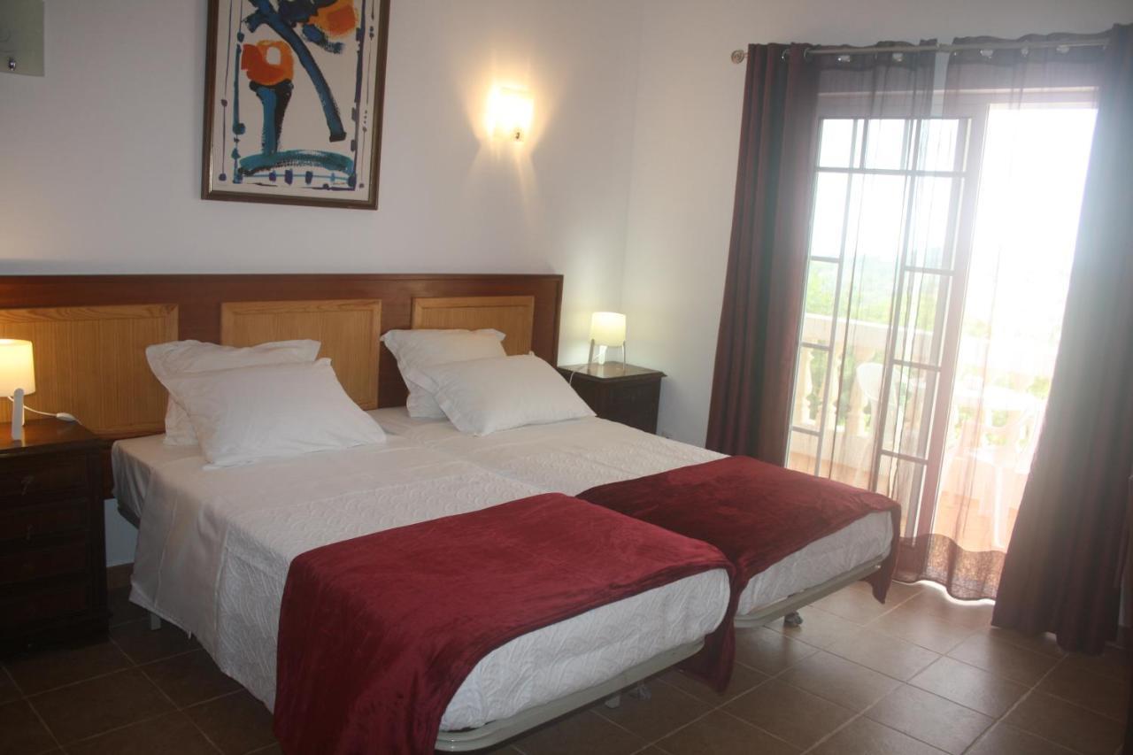 Rustic Villa Guesthouse Santa Bárbara de Nexe Exteriér fotografie