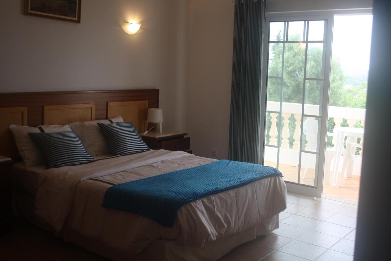 Rustic Villa Guesthouse Santa Bárbara de Nexe Exteriér fotografie