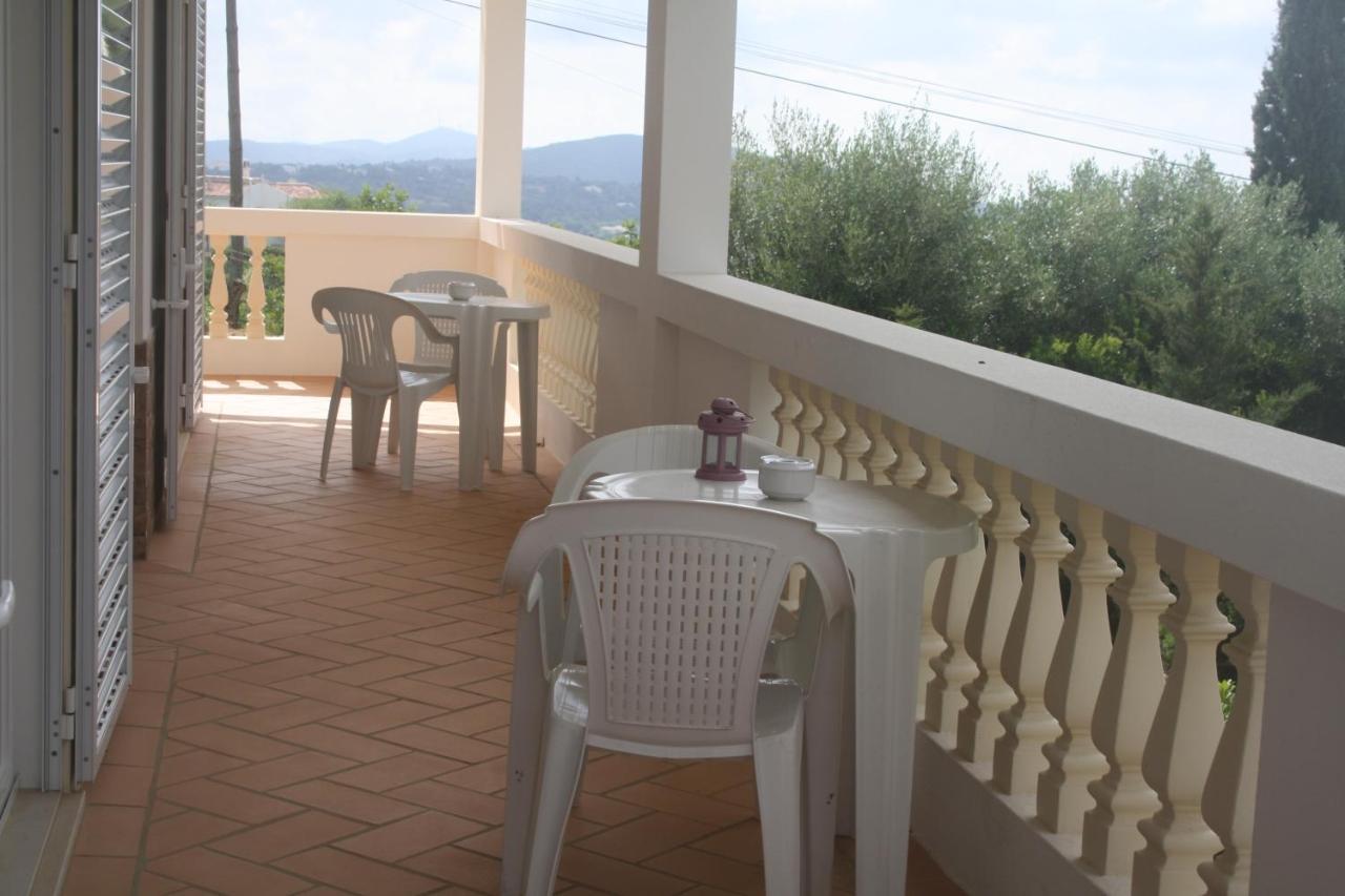 Rustic Villa Guesthouse Santa Bárbara de Nexe Exteriér fotografie