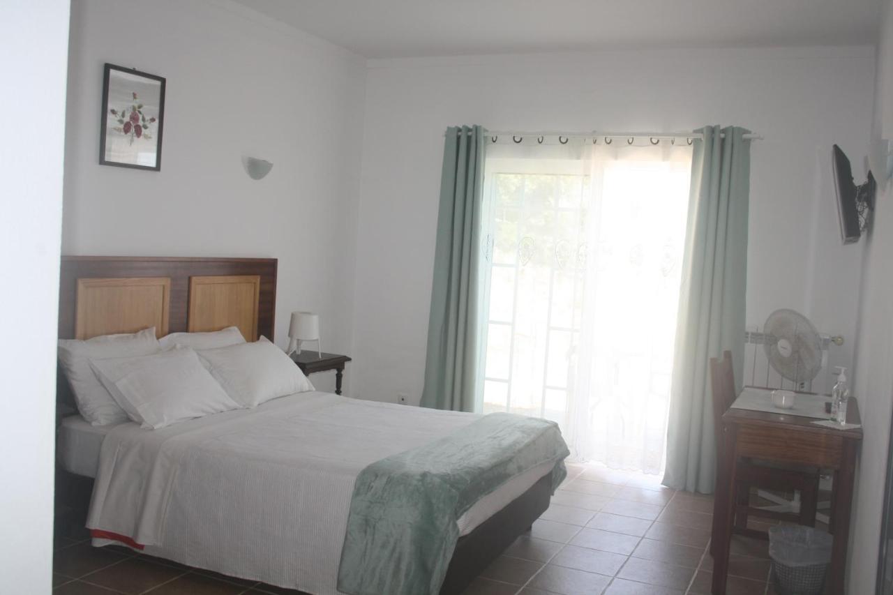 Rustic Villa Guesthouse Santa Bárbara de Nexe Exteriér fotografie
